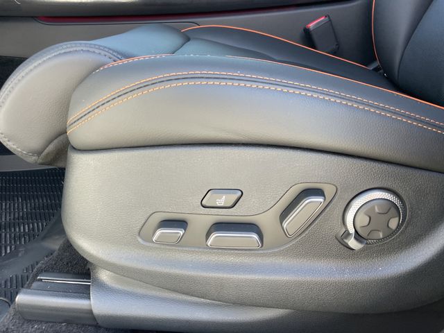 2026 GENESIS GV70 Sport Advanced - Photo 22