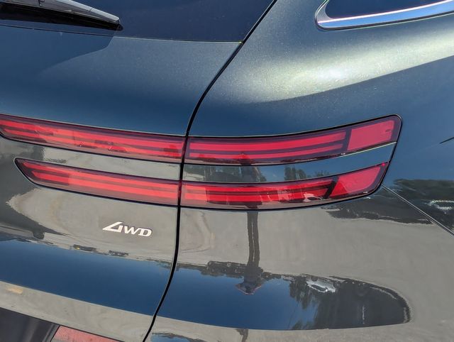 2025 GENESIS GV70 Standard - Photo 14