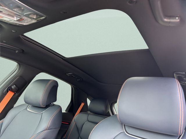 2026 GENESIS GV70 Sport Advanced - Photo 23