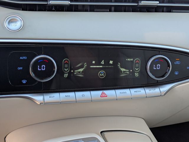 2025 GENESIS GV70 Standard - Photo 27