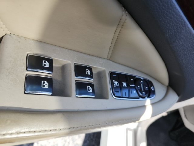 2011 Hyundai Equus Signature - Photo 22