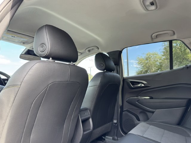 2025 Chevrolet Trax LT - Photo 7