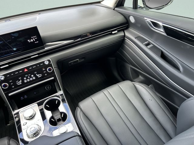 2026 GENESIS GV80 Standard - Photo 21