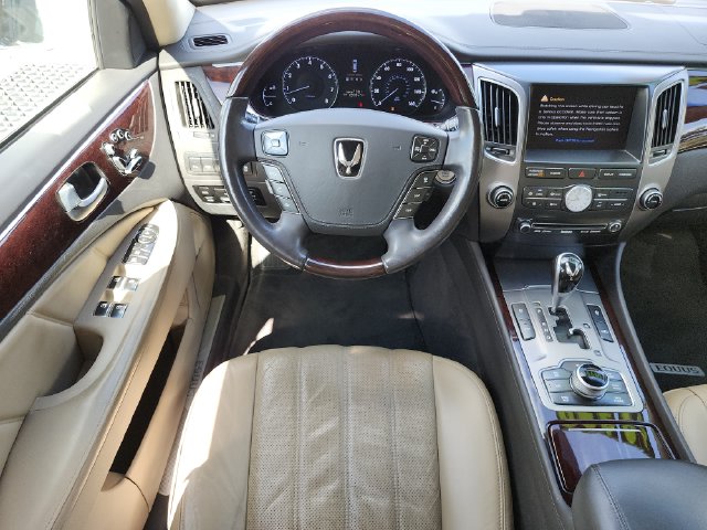 2011 Hyundai Equus Signature - Photo 18