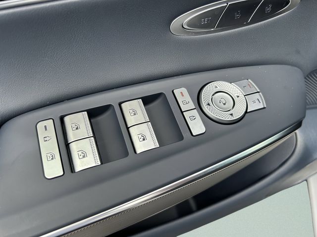 2026 GENESIS GV70 Sport Advanced - Photo 20