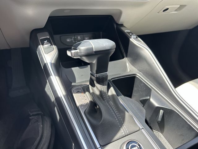 2025 Kia Sorento S - Photo 29