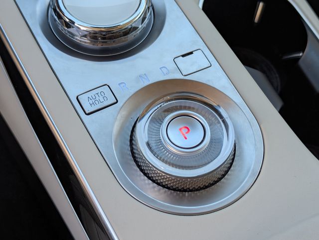 2025 GENESIS GV70 Standard - Photo 29