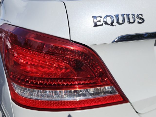 2011 Hyundai Equus Signature - Photo 14