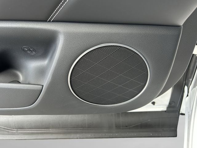 2026 GENESIS GV80 Standard - Photo 24