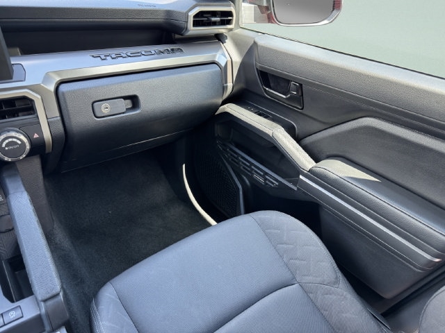 2024 Toyota Tacoma SR5 - Photo 21