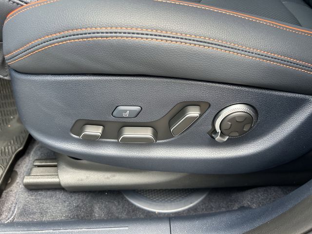 2026 GENESIS GV70 Sport Advanced - Photo 22