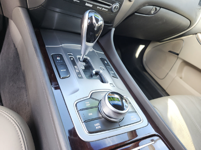 2011 Hyundai Equus Signature - Photo 31