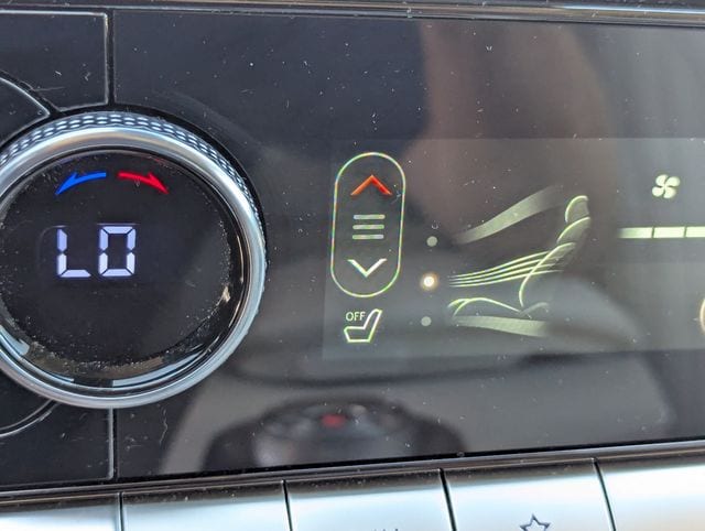 2025 GENESIS GV70 Standard - Photo 28