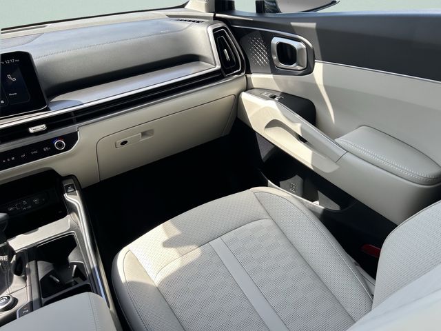 2025 Kia Sorento S - Photo 19