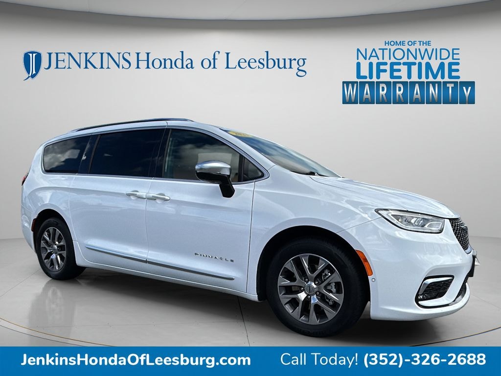 Used 2023 Chrysler Pacifica Plug-In Hybrid Pinnacle Van Passenger Van