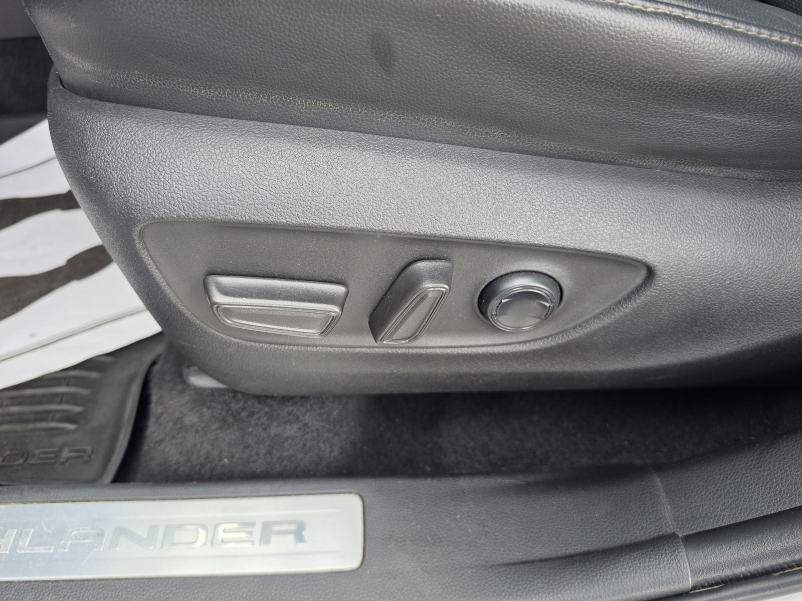 2022 Toyota Highlander Limited - Photo 28