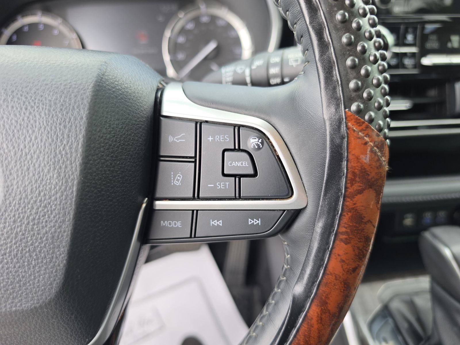 2022 Toyota Highlander Limited - Photo 38