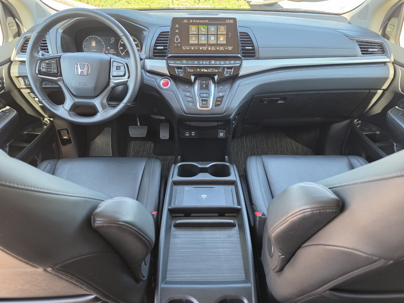 2025 Honda Odyssey EX-L - Photo 18