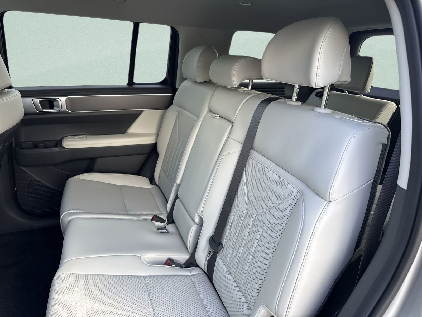 2026 Hyundai Santa Fe SEL - Photo 11