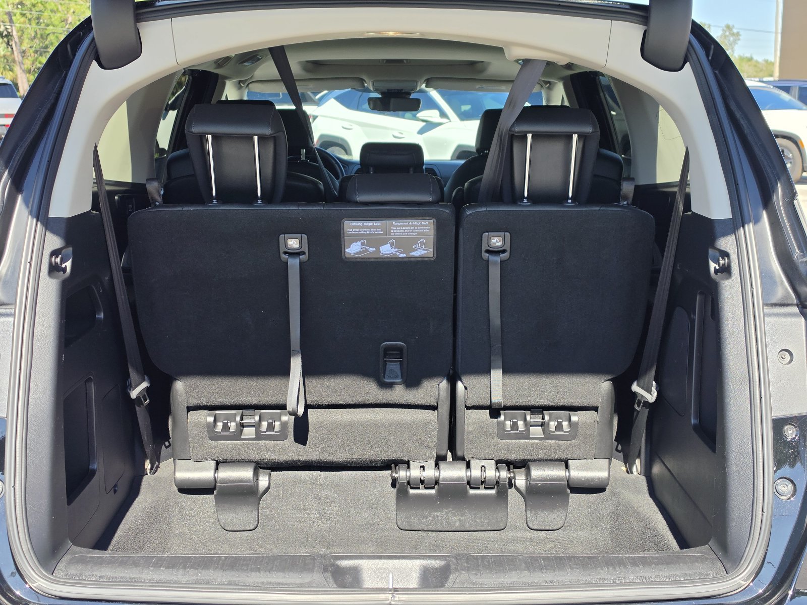 2025 Honda Odyssey EX-L - Photo 15