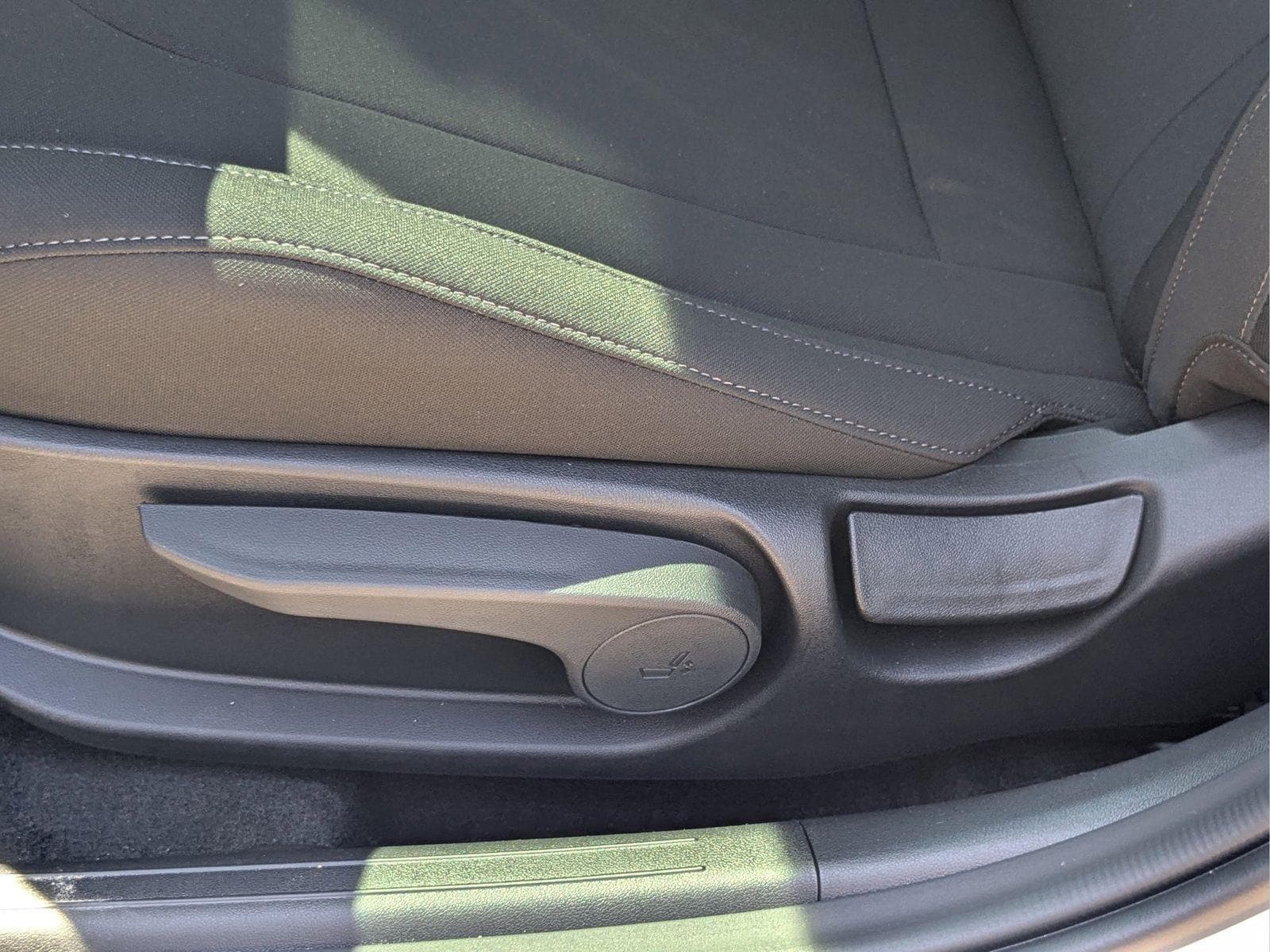 2025 Hyundai Elantra Blue - Photo 20