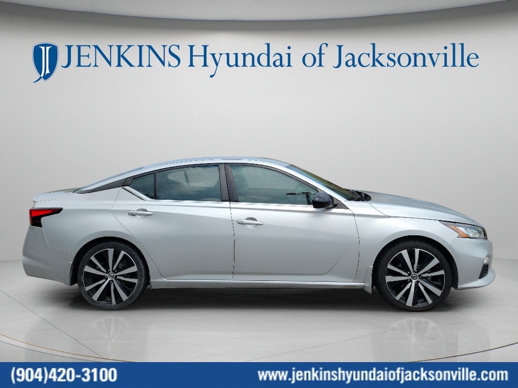 Used 2020 Nissan Altima 2.5 SR Sedan