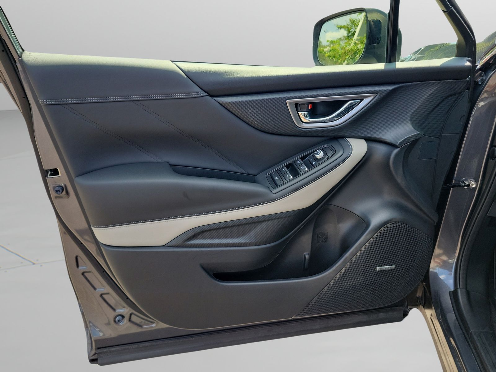 2024 Subaru Forester Limited - Photo 30