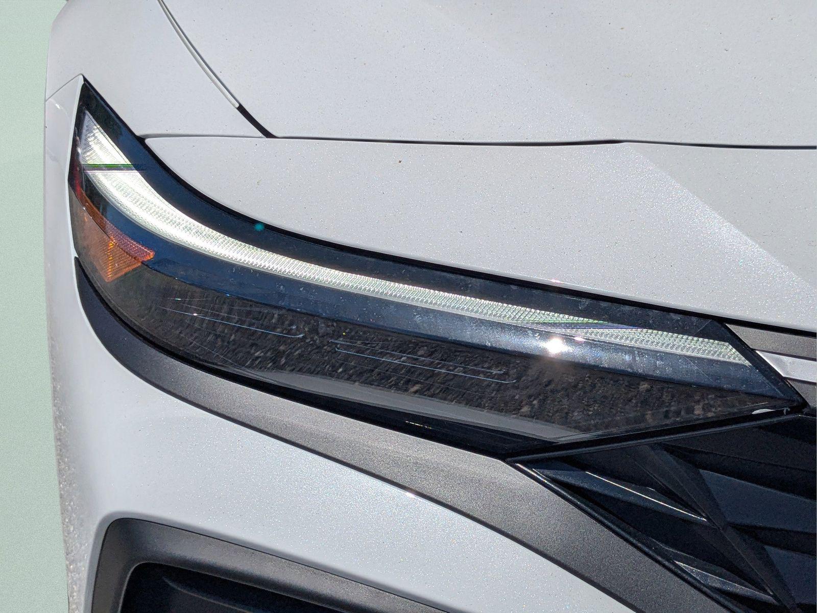 2025 Hyundai Elantra Blue - Photo 33