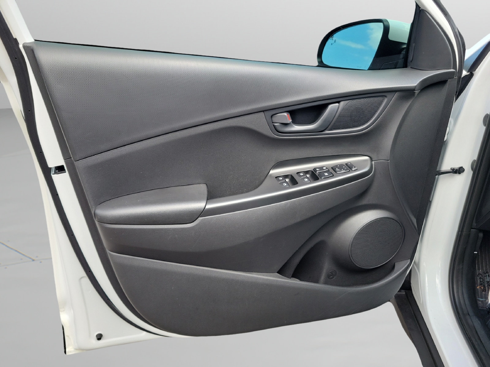 2023 Hyundai Kona SEL - Photo 25