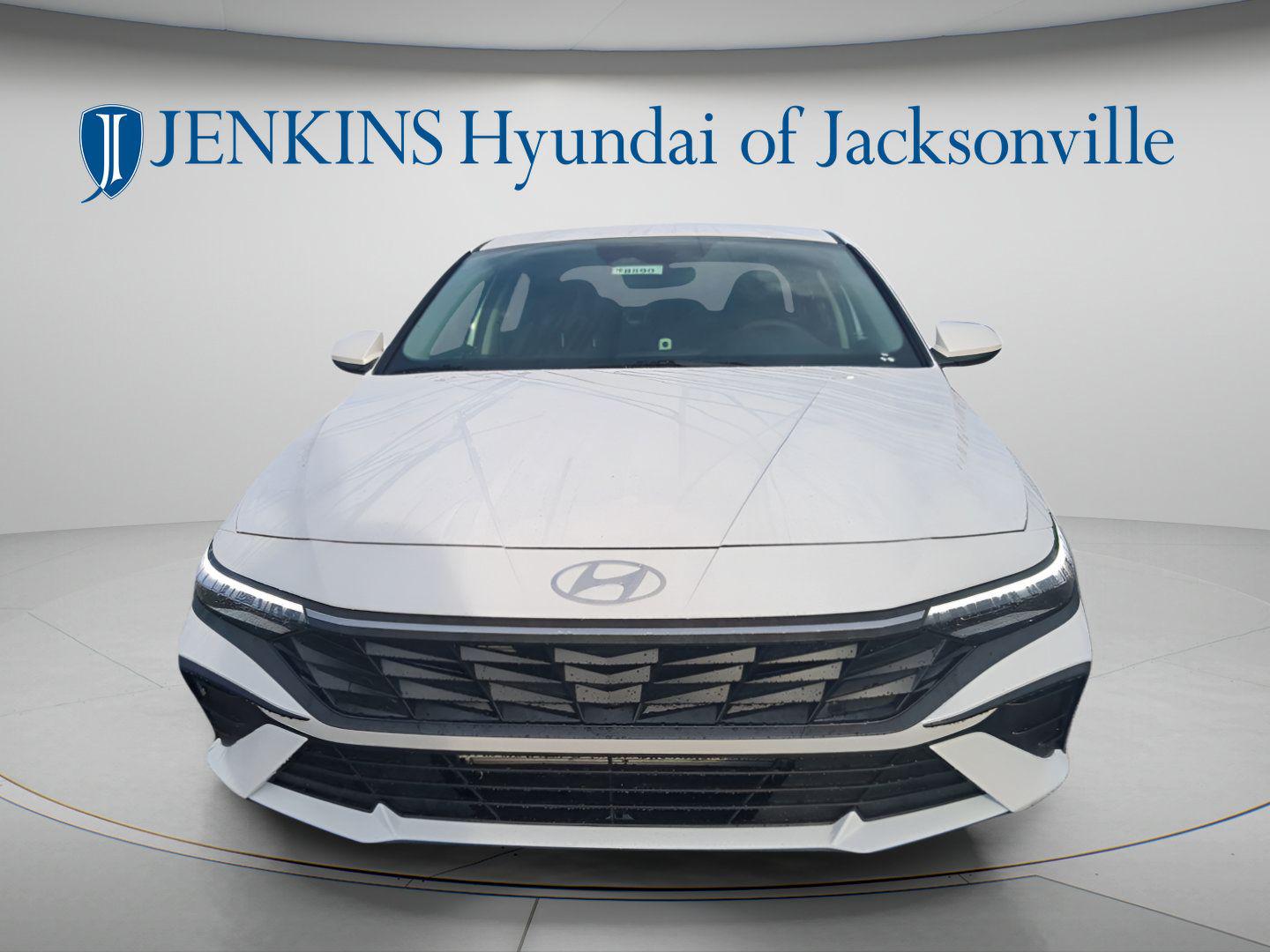 2025 Hyundai Elantra SE - Photo 10
