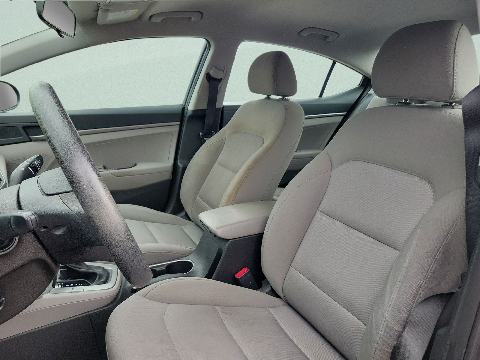 2018 Hyundai Elantra SE - Photo 25