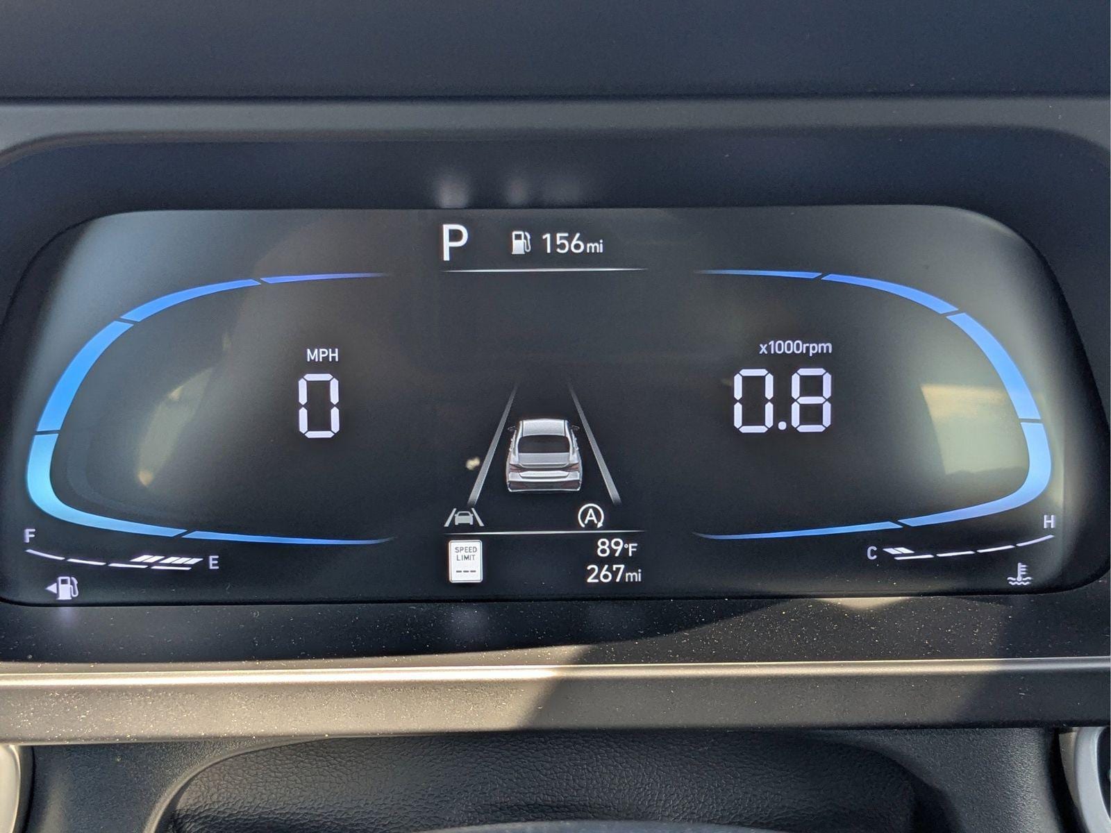 2025 Hyundai Elantra SE - Photo 29