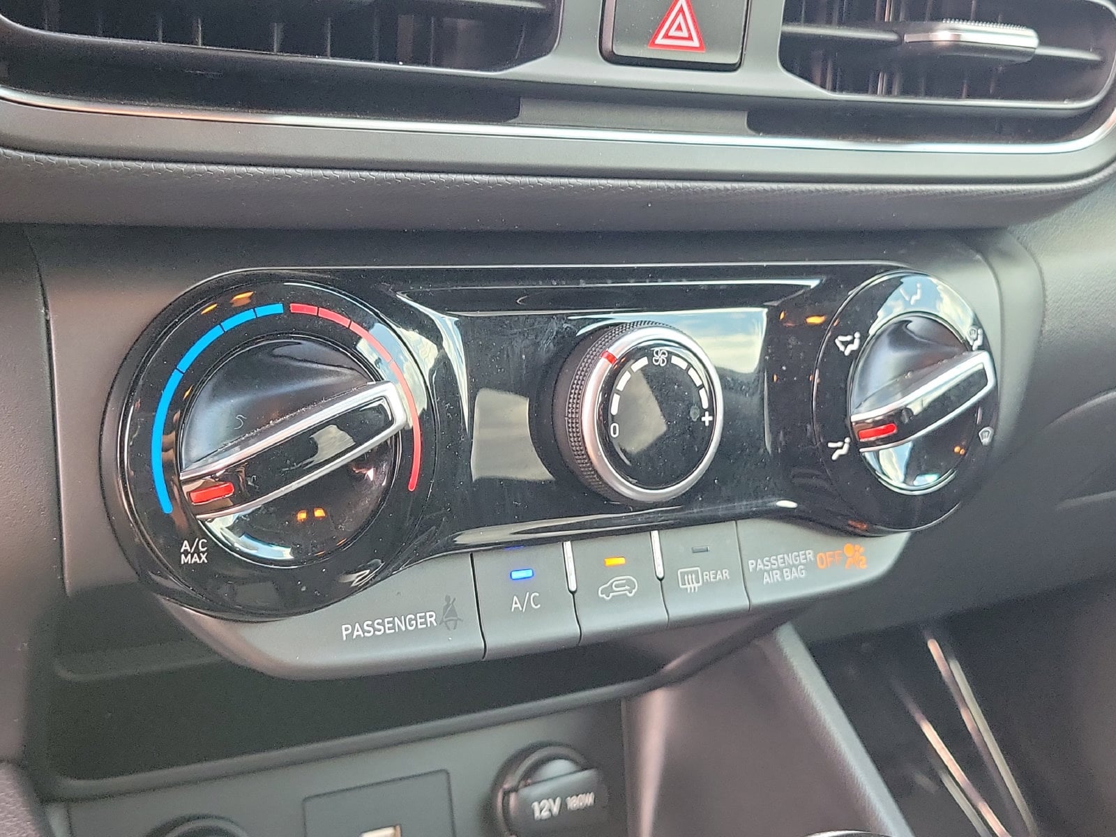 2023 Hyundai Kona SEL - Photo 35