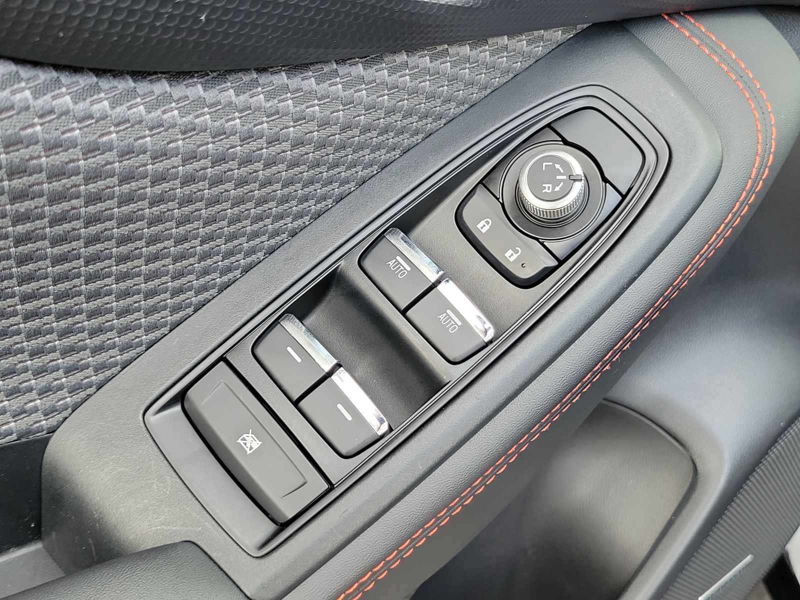 2024 Subaru Forester Sport - Photo 27