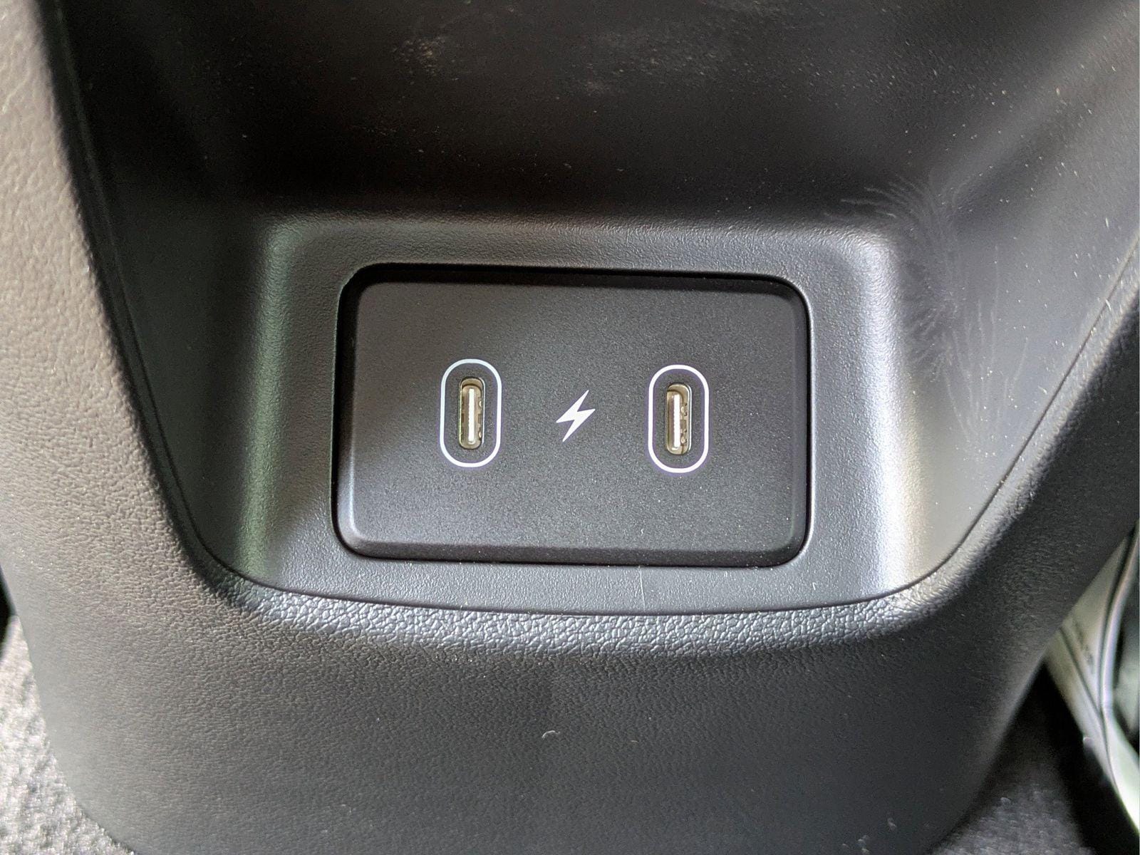 2025 Hyundai Elantra SEL - Photo 16