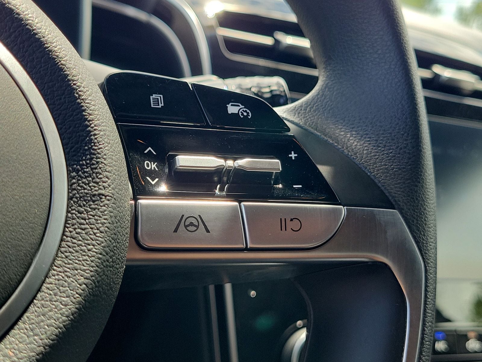 2023 Hyundai Santa Cruz SEL - Photo 28