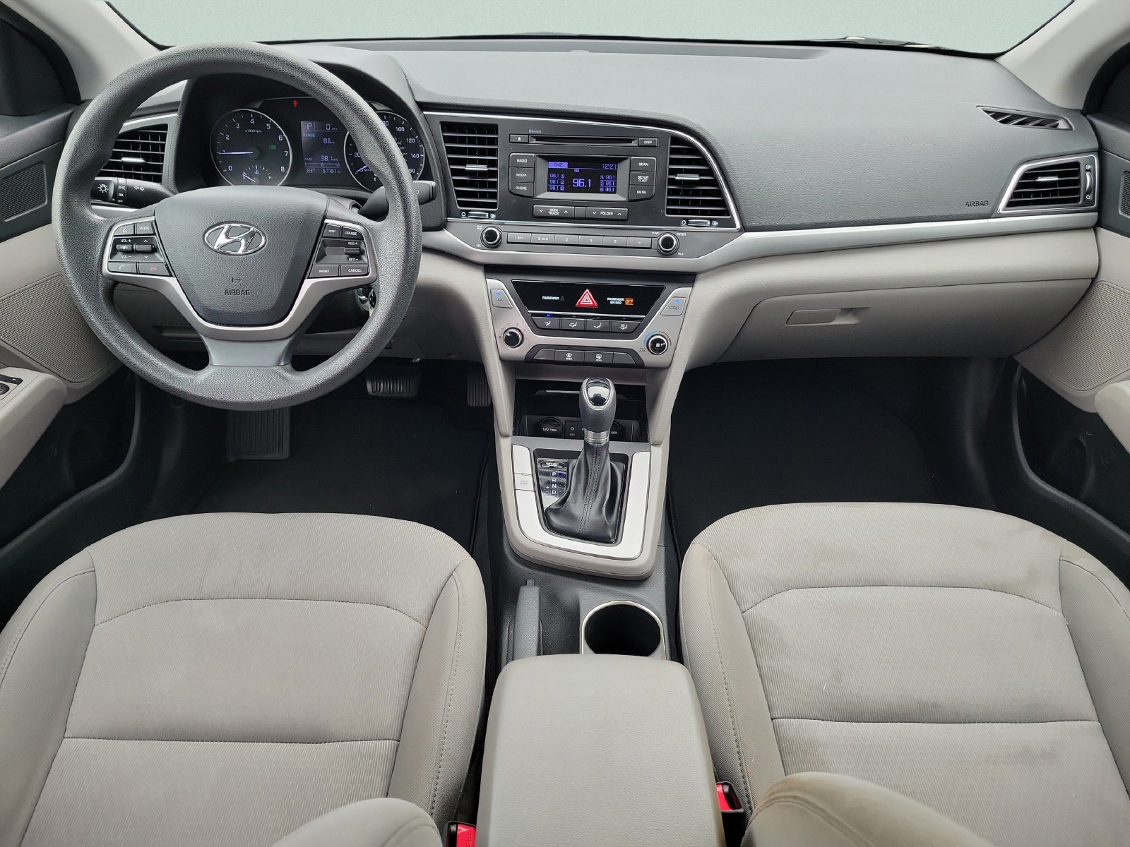 2018 Hyundai Elantra SE - Photo 23