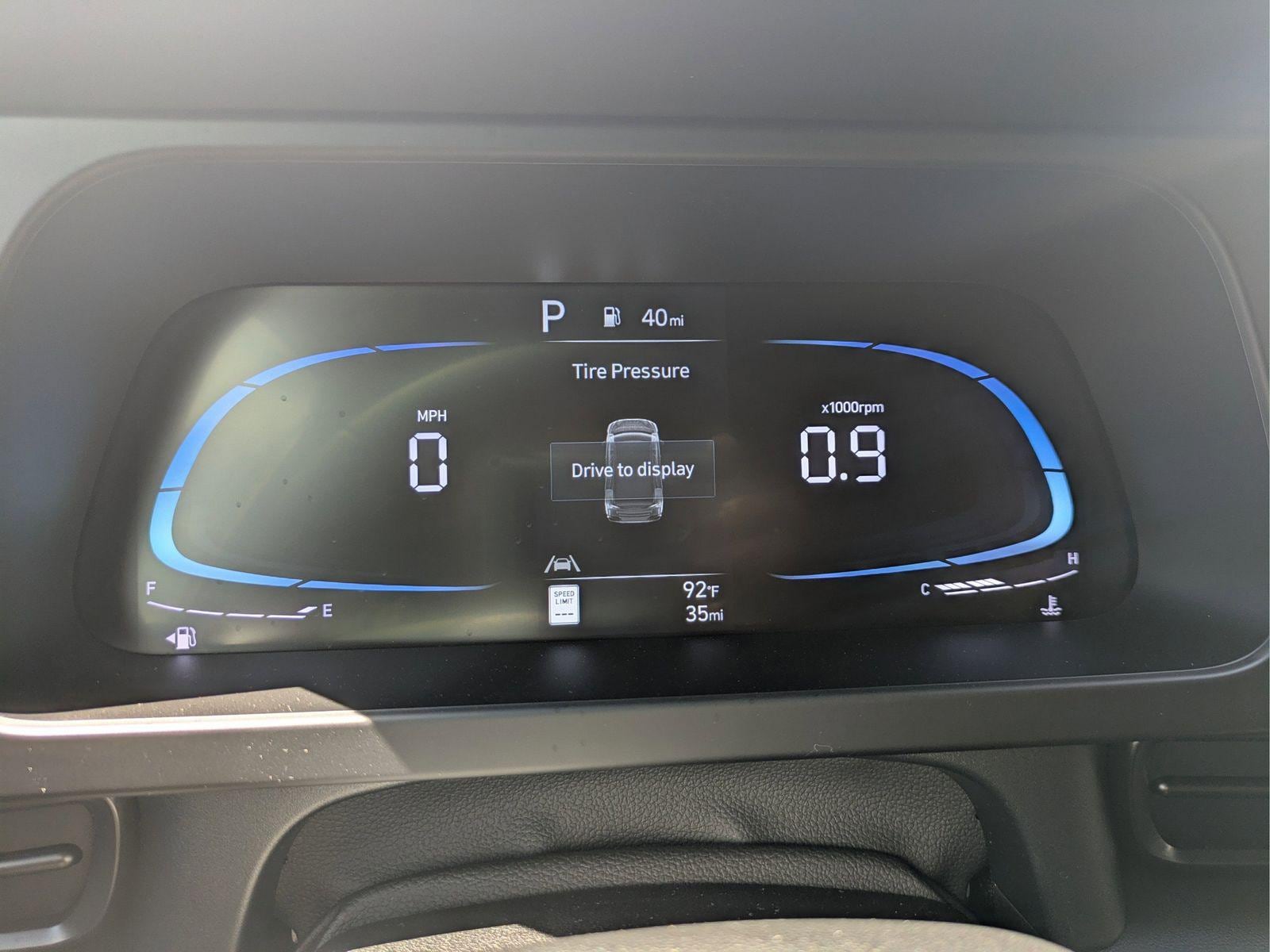 2025 Hyundai Elantra SEL - Photo 31