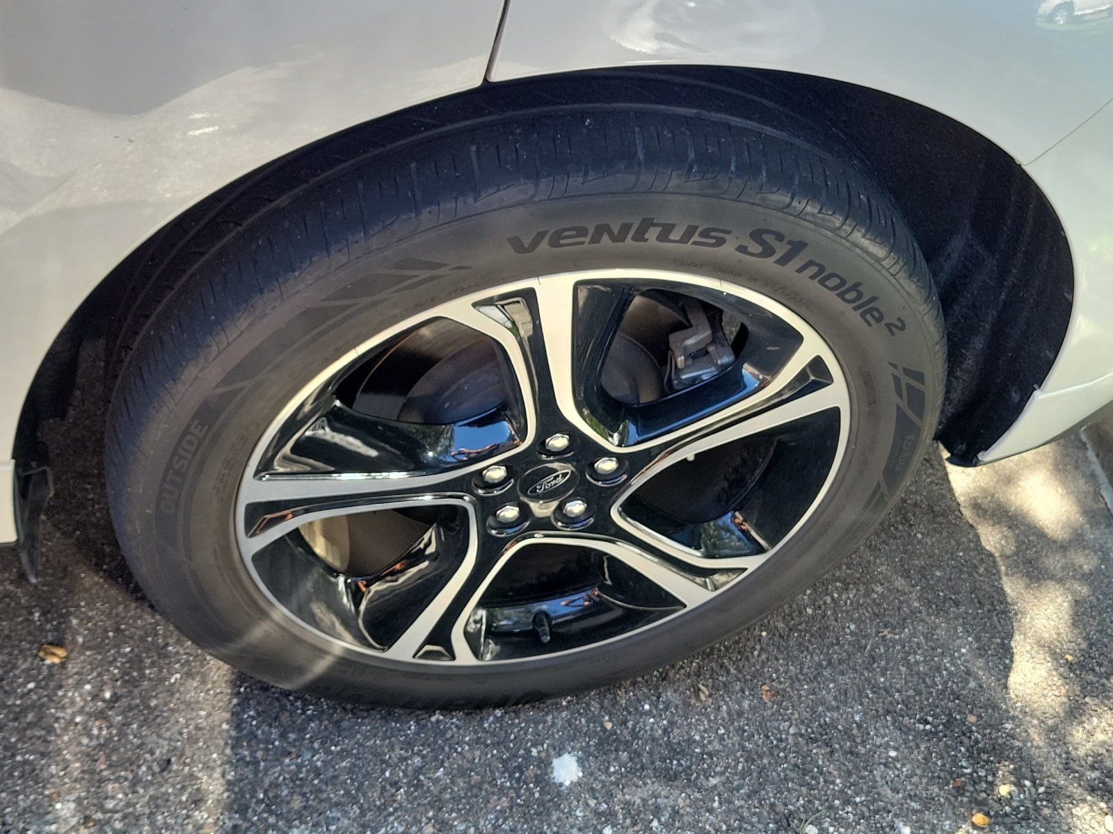 2023 Ford Edge ST - Photo 15