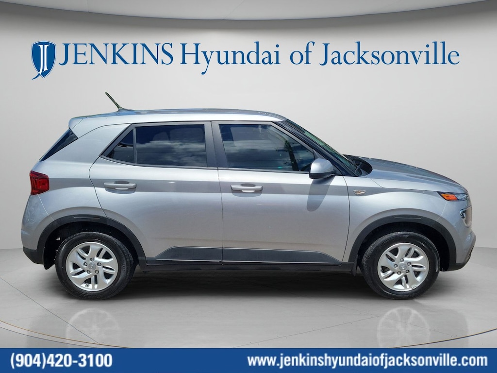 Certified 2025 Hyundai Venue SE SUV