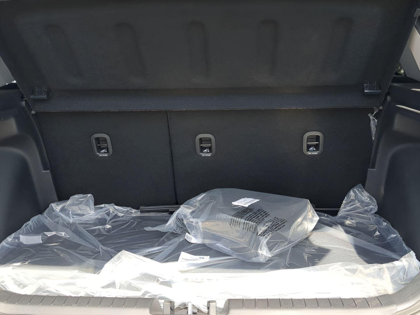 2025 Hyundai Venue SEL - Photo 15
