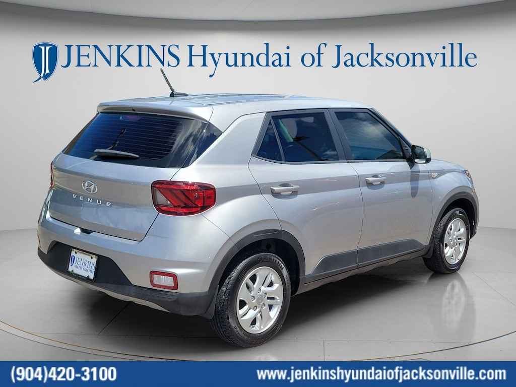 Certified 2025 Hyundai Venue SE SUV