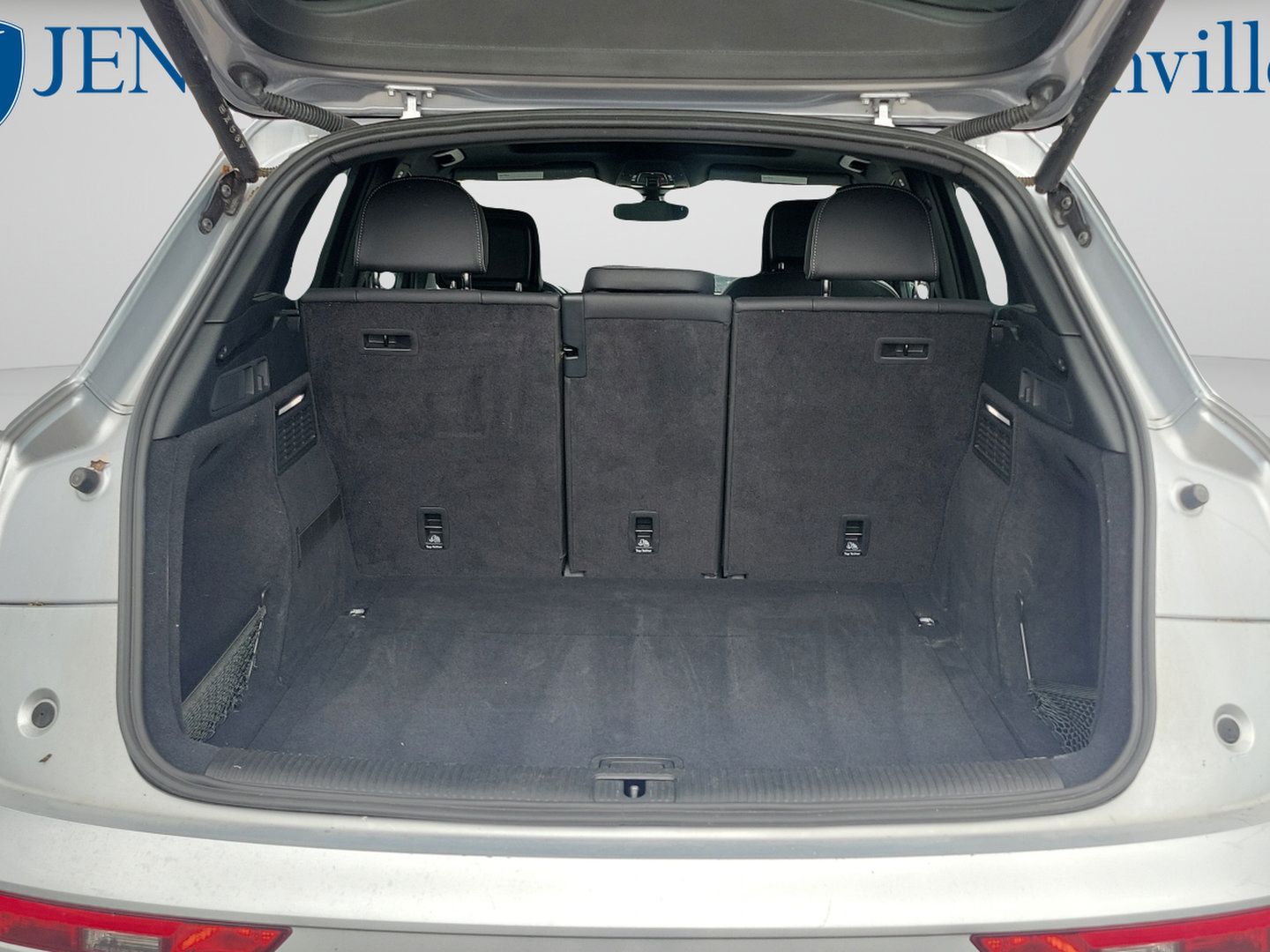 2025 Audi Q5 Premium - Photo 16