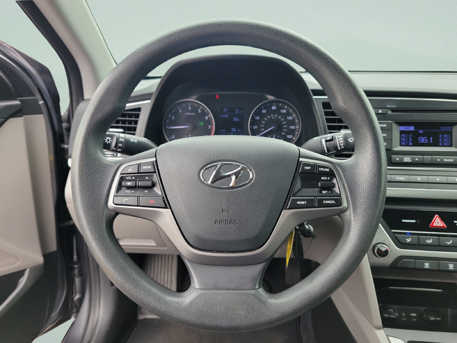 2018 Hyundai Elantra SE - Photo 29