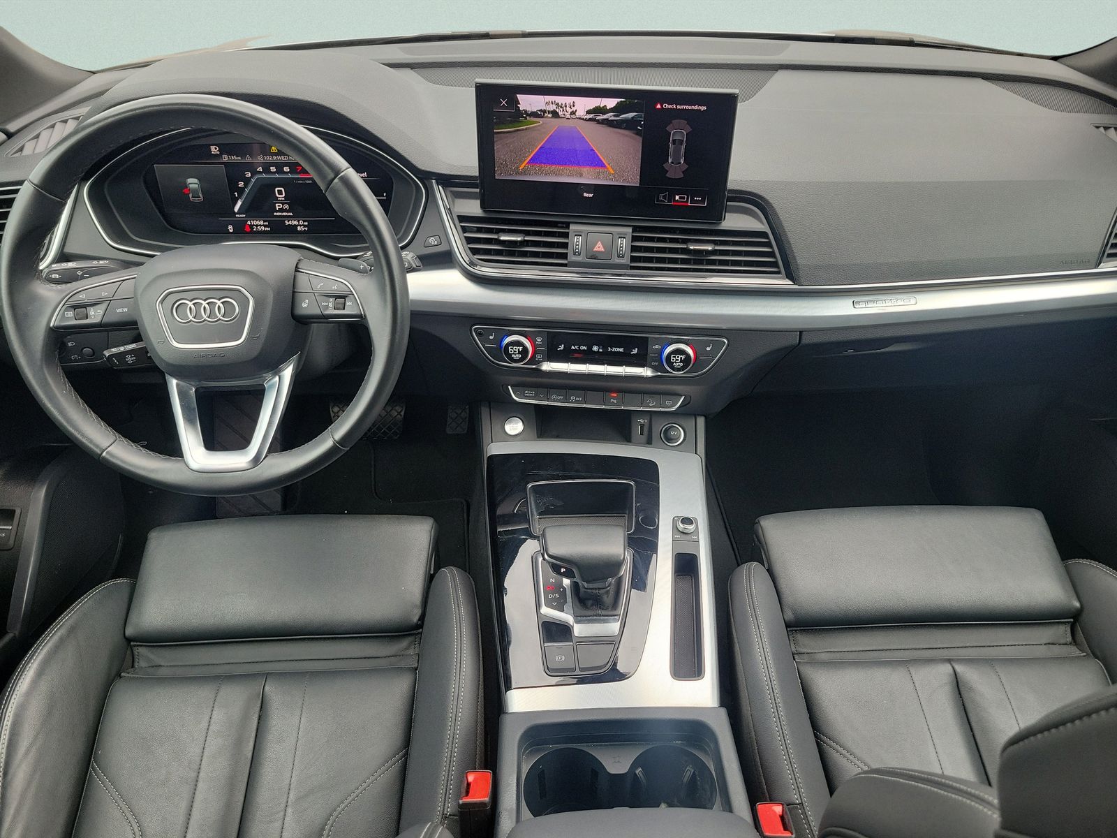 2025 Audi Q5 Premium - Photo 23