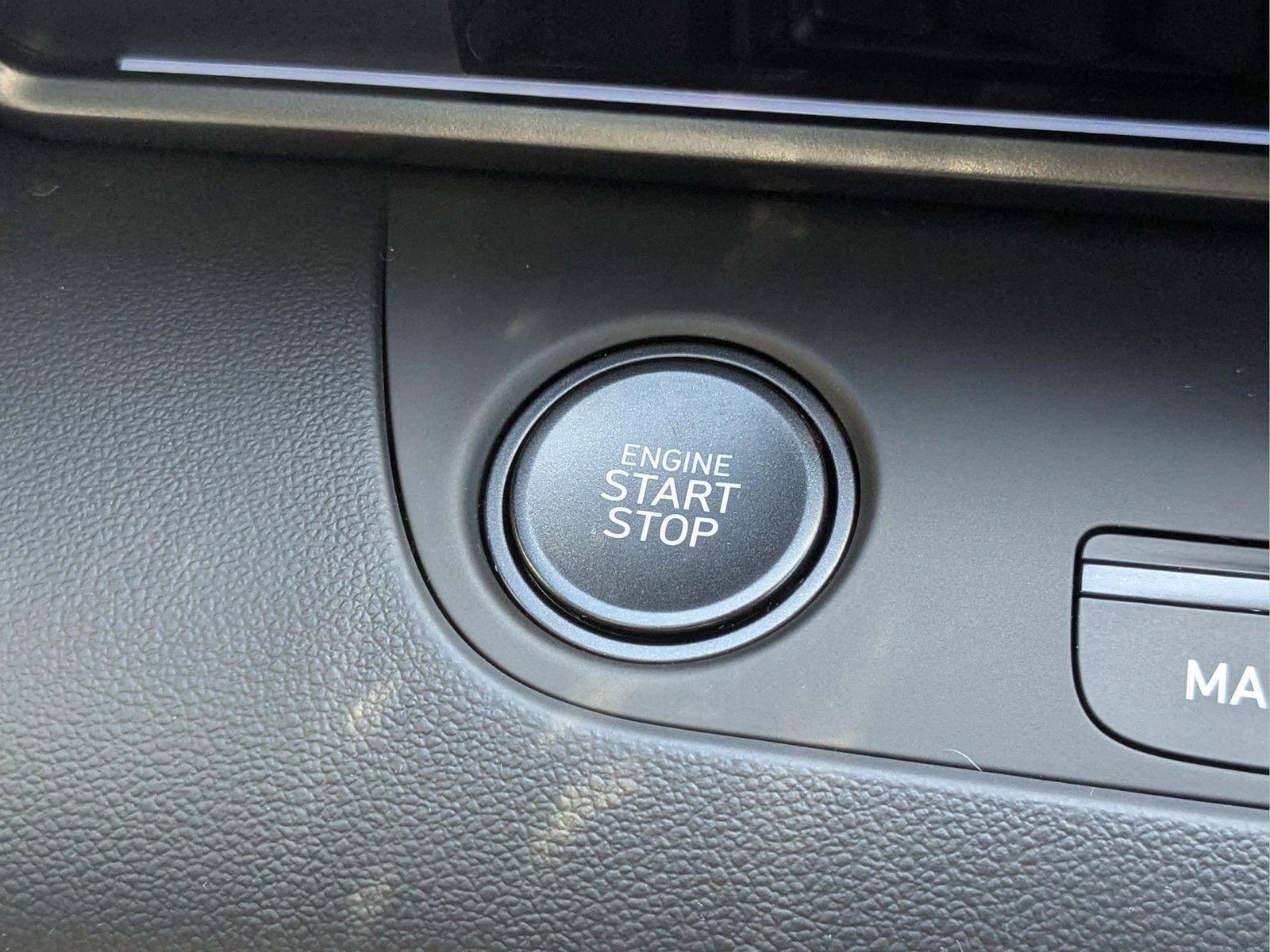 2025 Hyundai Elantra Blue - Photo 36