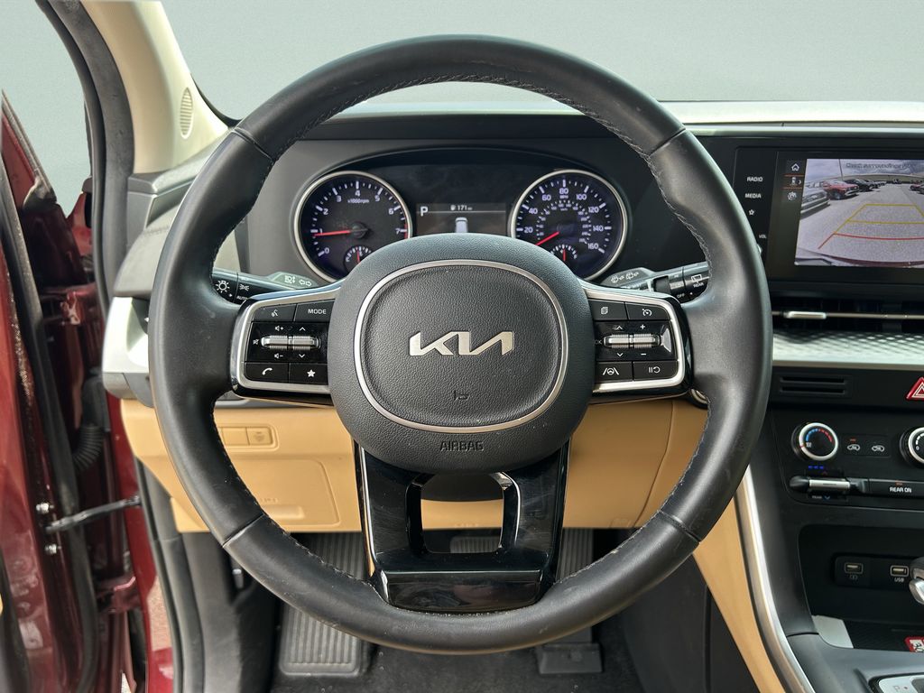 2024 Kia Carnival LX Seat Pkg - Photo 32
