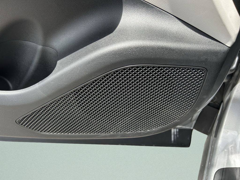 2024 Hyundai Tucson SE - Photo 23