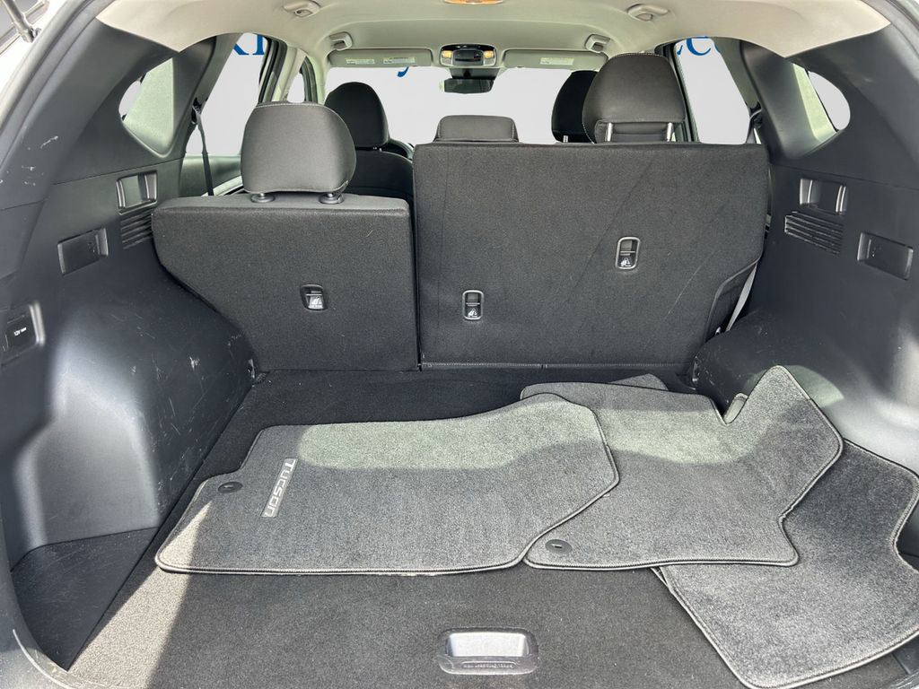 2024 Hyundai Tucson SE - Photo 15