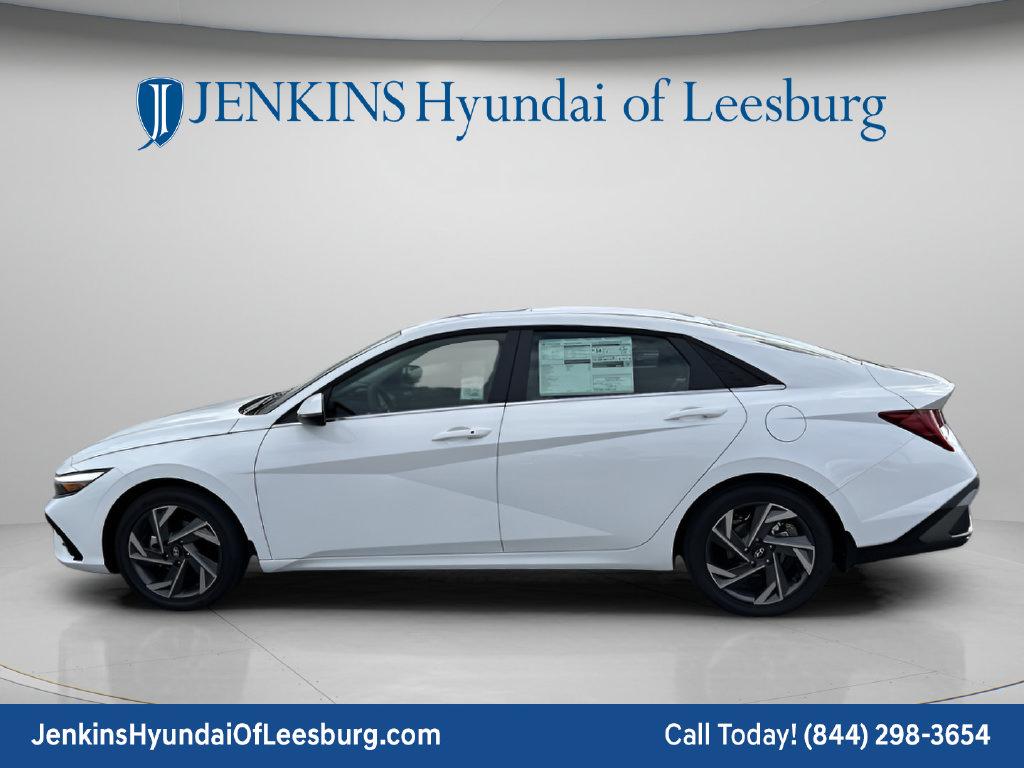 2026 Hyundai Elantra Limited - Photo 11